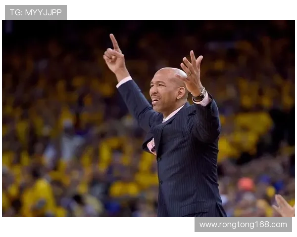 退役足球明星的悲惨境遇揭示了职业生涯背后的艰辛与无奈